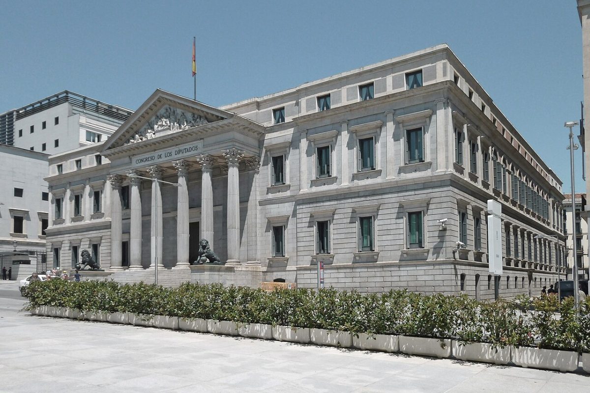 Congreso de los Diputados, Madrid. Foto: Luis García, Wikimedia Commons (CC BY-SA 3.0).