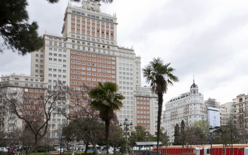 Edificio España, en Madrid, antes de su rehabilitación